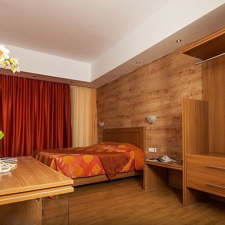Neptune Mare Hotel Ґеннаді Екстер'єр фото